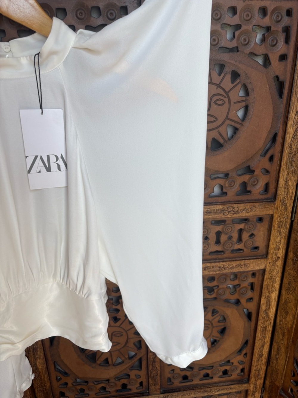 NWT ZARA Cropped Cream Satin Blouse - Picture 4 of 9